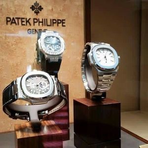 Meet your Posher, Quoc